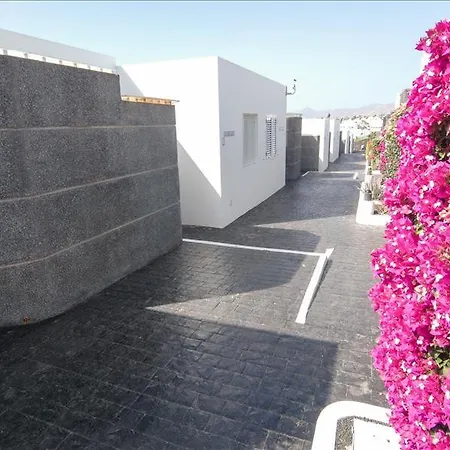 فيلة Amapola *